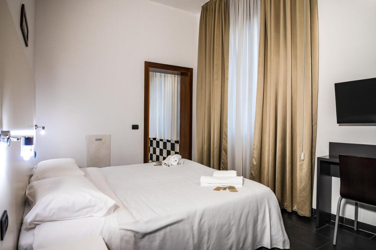 Zen Hotel Ферара Екстериор снимка